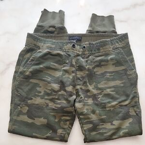 Sanctuary Olive Green Camouflage Pants